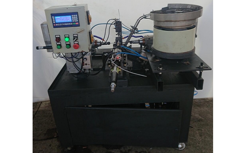 銷軸-全自動鉆孔、單倒角機